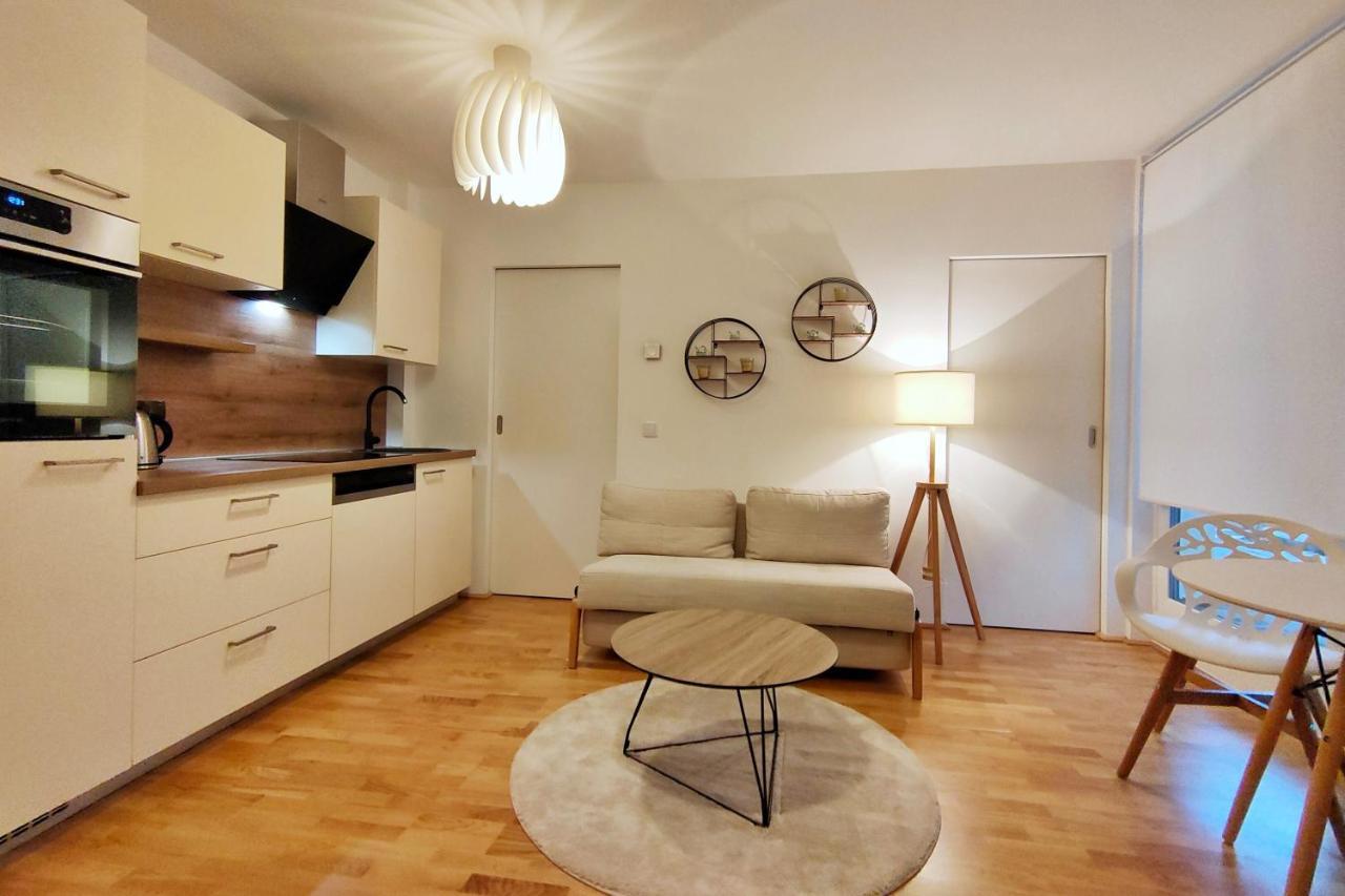 Luma Apartment Near Schoenbrunn With Parking Wien Exterior foto